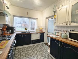 Photo 7- click for photo gallery